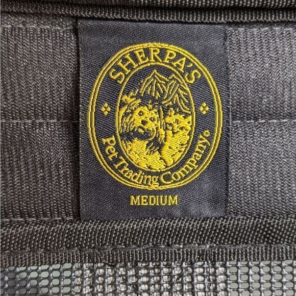 NWT - Sherpa Original Deluxe Pet Carrier - Medium - Picture 8 of 16